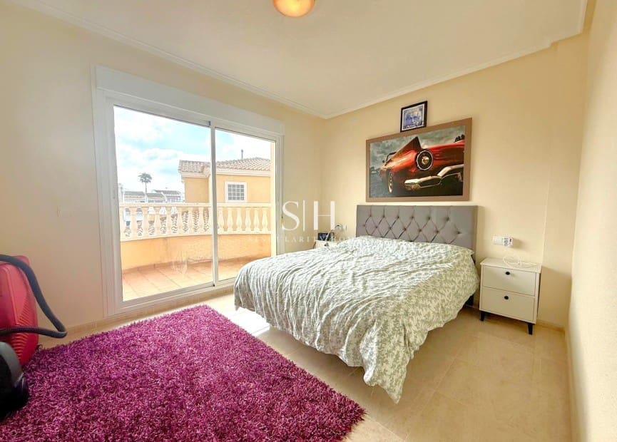 3 soveværelse Villa til salg i Villamartin med swimmingpool garage - € 339.000 (Ref: 10021603)
