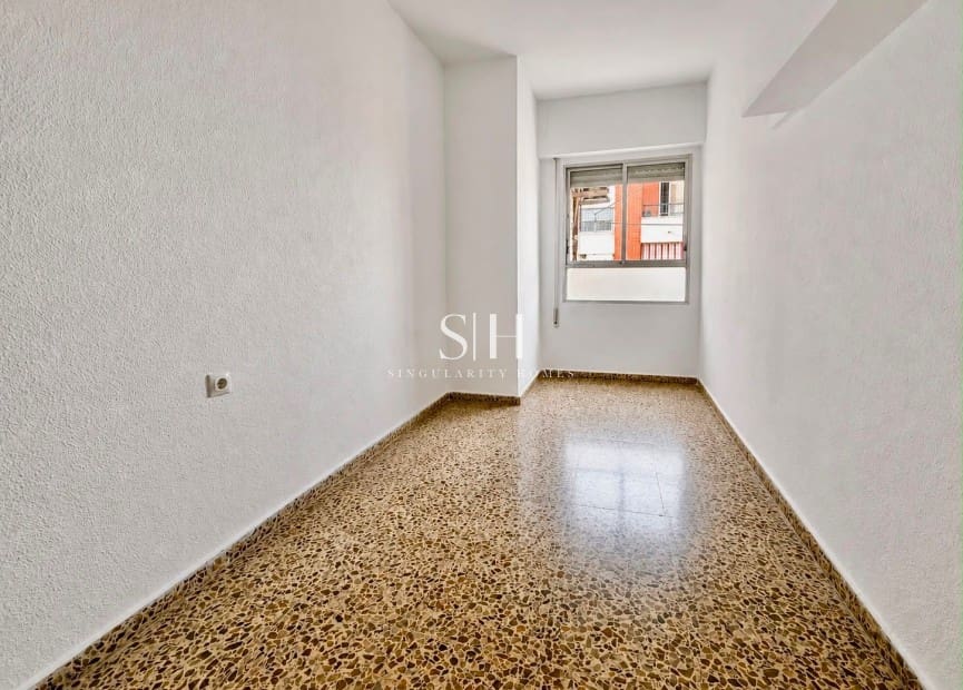 4 slaapkamer Appartement te koop in Guardamar del Segura met garage - € 195.000 (Ref: 10021605)