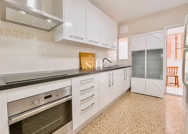 4 slaapkamer Appartement te koop in Guardamar Playa, Guardamar del Segura met garage - € 195.000 (Ref: 10021605)