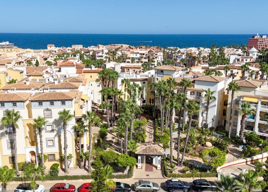 3 chambre Appartement à vendre à Torrevieja avec piscine - 319 900 € (Ref: 10024791)