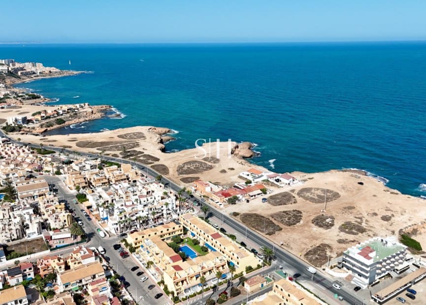 3 chambre Appartement à vendre à Torrevieja avec piscine - 319 900 € (Ref: 10024791)