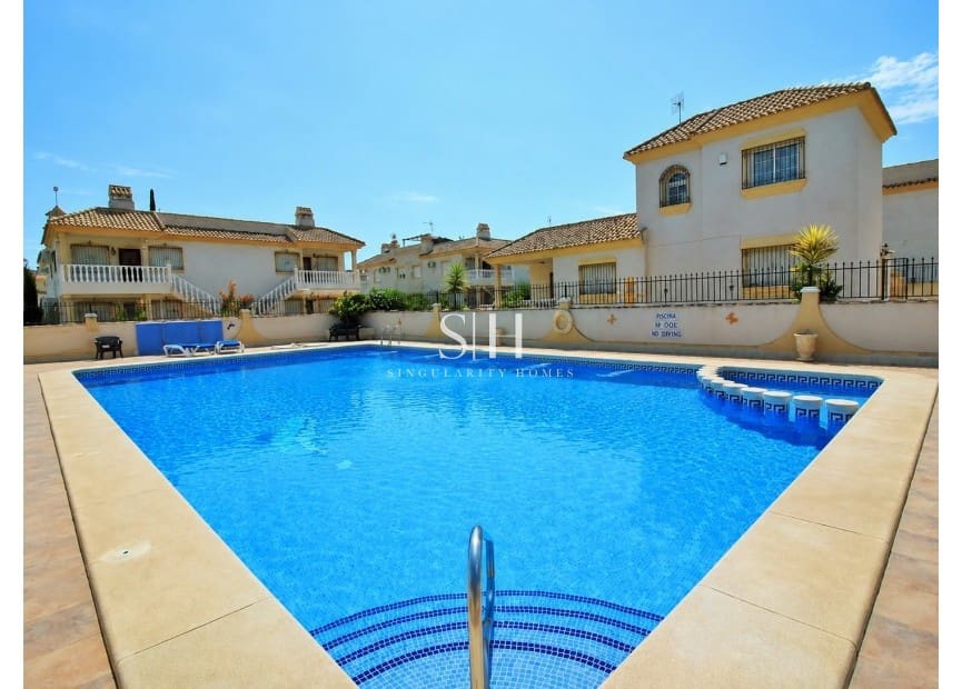 2 bedroom Apartment for sale in Villamartin with pool - € 199,000 (Ref: 10026552)