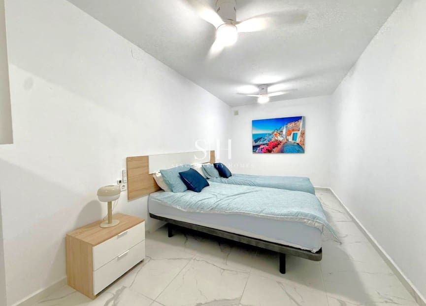 4 Zimmer Haus zu verkaufen in Villamartin mit Pool - 325.000 € (Ref: 10026555)