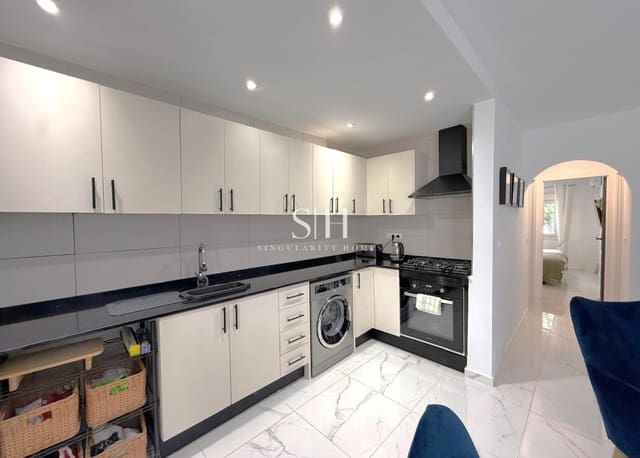 4 Zimmer Haus zu verkaufen in Villamartin, Orihuela mit Pool - 325.000 € (Ref: 10026555)