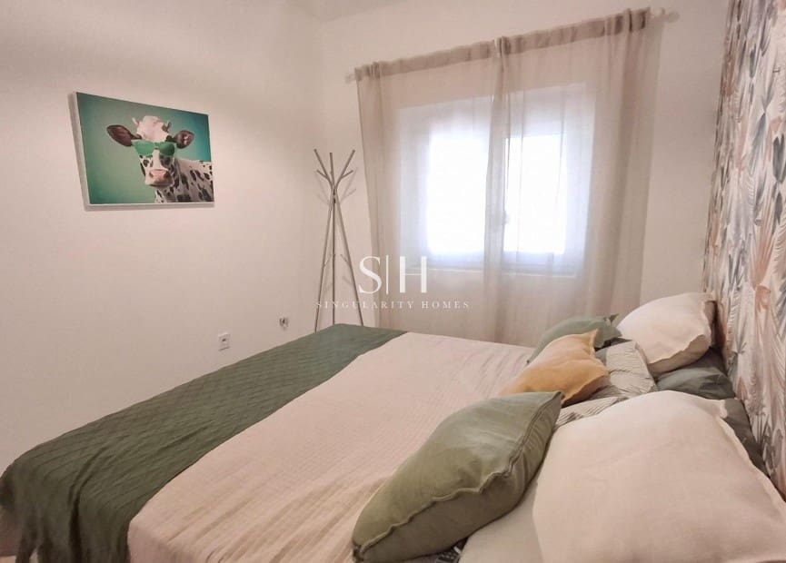 Casa de 3 habitaciones en Playa Flamenca en venta - 204.000 € (Ref: 10026560)