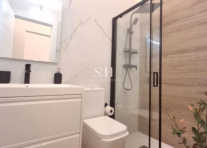Casa de 3 habitaciones en Playa Flamenca en venta - 204.000 € (Ref: 10026560)