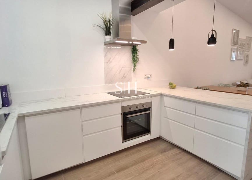 Casa de 3 habitaciones en Playa Flamenca en venta - 204.000 € (Ref: 10026560)