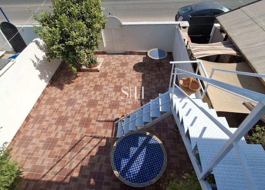 Casa de 3 habitaciones en Playa Flamenca en venta - 204.000 € (Ref: 10026560)