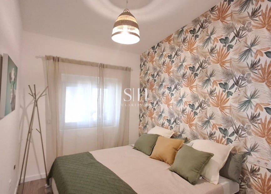 Casa de 3 habitaciones en Playa Flamenca en venta - 204.000 € (Ref: 10026560)