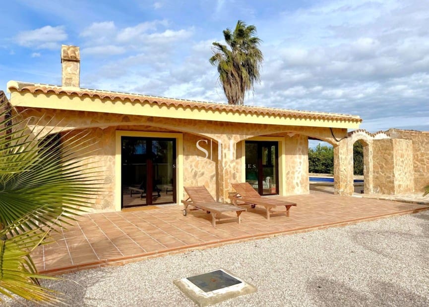 3 bedroom Villa for sale in San Miguel de Salinas with pool garage - € 875,000 (Ref: 10026604)