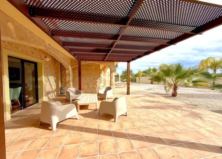 3 bedroom Villa for sale in San Miguel de Salinas with pool garage - € 875,000 (Ref: 10026604)