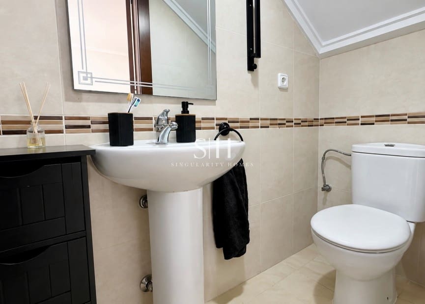 3 camera da letto Casa in vendita in Dona Pepa con piscina garage - 243.900 € (Rif: 10031133)