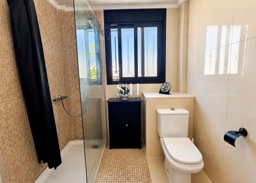 3 camera da letto Casa in vendita in Dona Pepa con piscina garage - 243.900 € (Rif: 10031133)