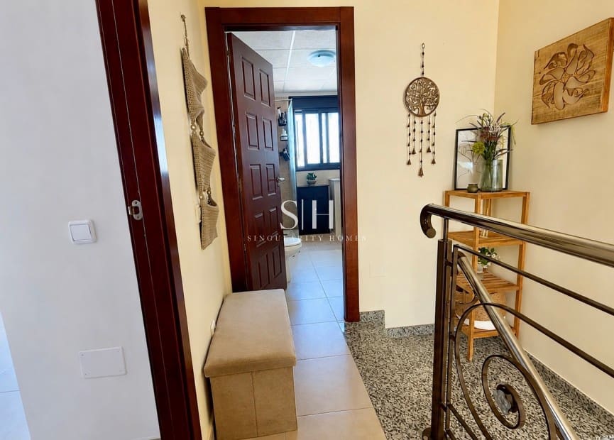 3 camera da letto Casa in vendita in Dona Pepa con piscina garage - 243.900 € (Rif: 10031133)