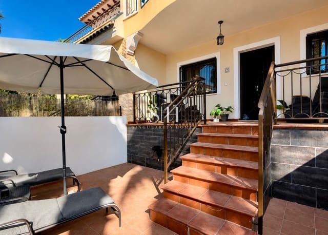 3 bedroom Townhouse for sale in Doña Pepa, Rojales with pool garage - € 243,900 (Ref: 10031133)