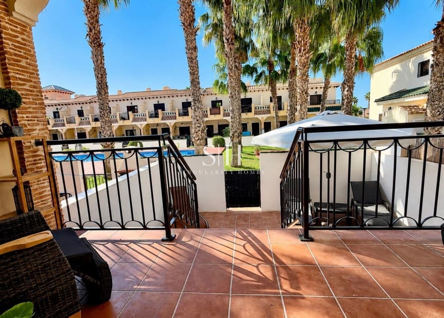 3 camera da letto Casa in vendita in Dona Pepa con piscina garage - 243.900 € (Rif: 10031133)