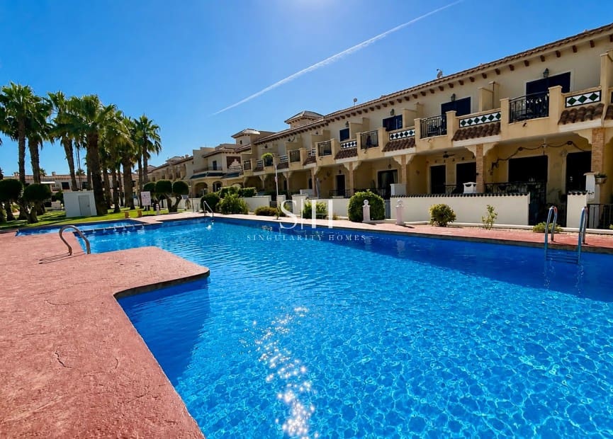3 camera da letto Casa in vendita in Dona Pepa con piscina garage - 243.900 € (Rif: 10031133)