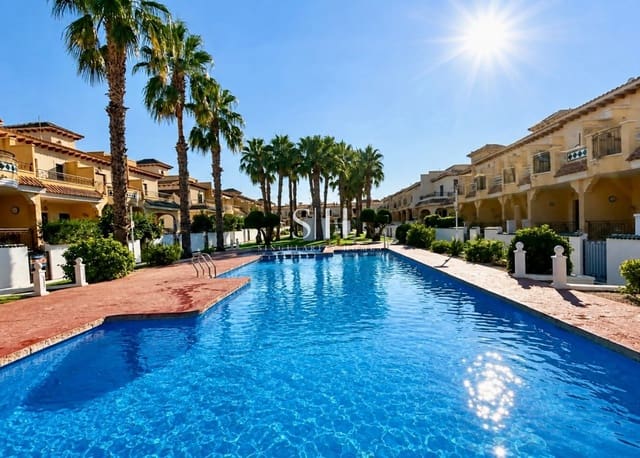 3 bedroom Townhouse for sale in Doña Pepa, Rojales with pool garage - € 243,900 (Ref: 10031133)