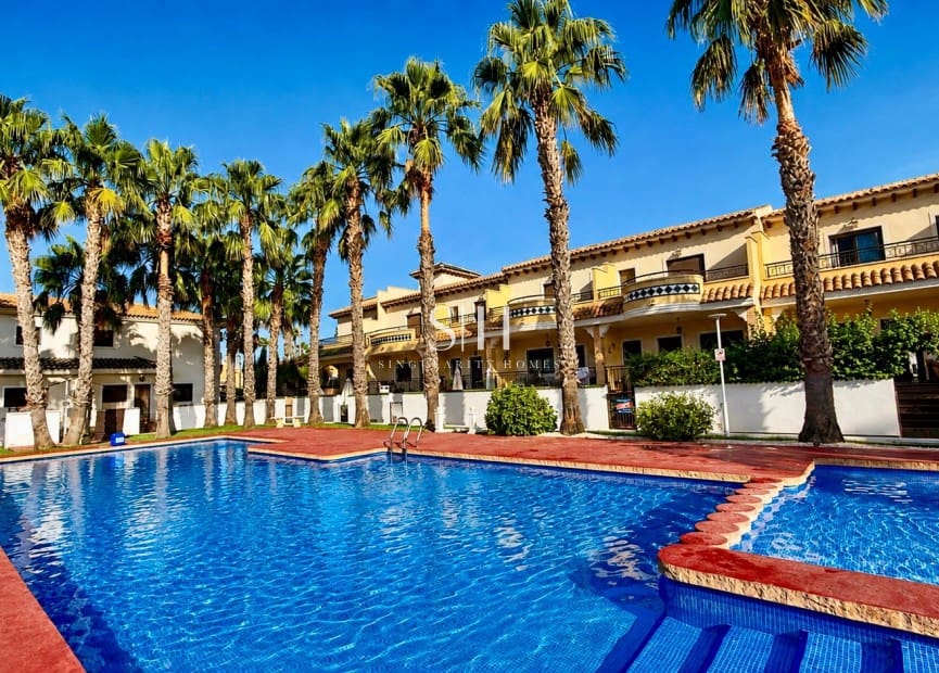 3 camera da letto Casa in vendita in Dona Pepa con piscina garage - 243.900 € (Rif: 10031133)