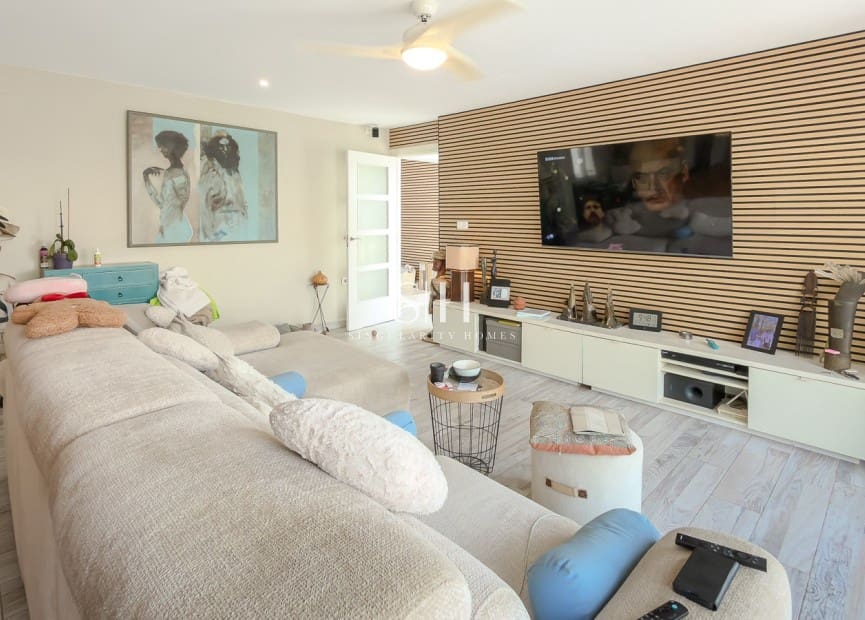 2 makuuhuone Huvila myytävänä paikassa Torrevieja mukana uima-altaan - 465 000 € (Ref: 10033500)