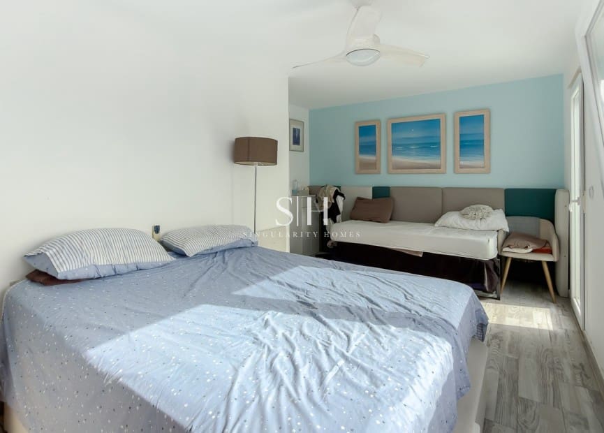 2 makuuhuone Huvila myytävänä paikassa Torrevieja mukana uima-altaan - 465 000 € (Ref: 10033500)