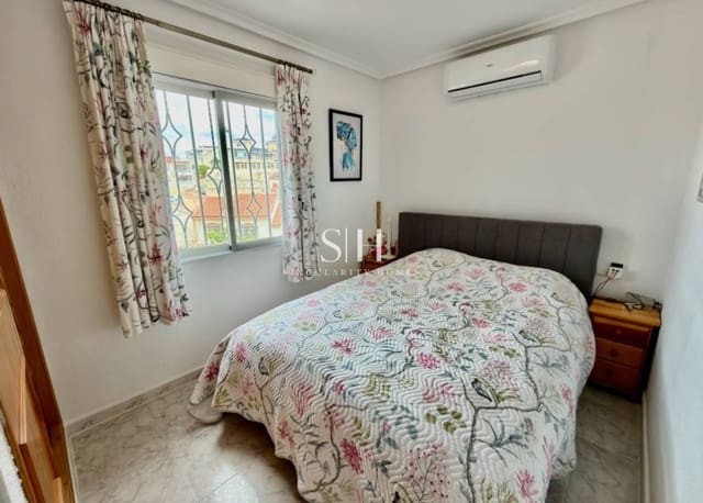 3 bedroom Villa for sale in Ciudad Quesada, Rojales with garage - € 285,000 (Ref: 10048603)