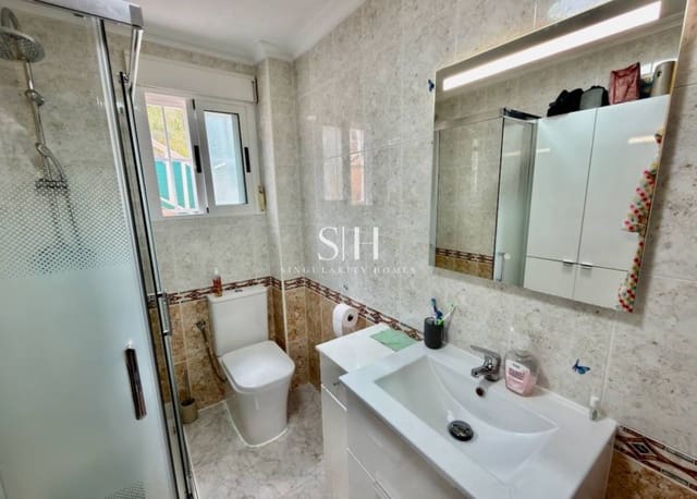 3 bedroom Villa for sale in Ciudad Quesada, Rojales with garage - € 285,000 (Ref: 10048603)