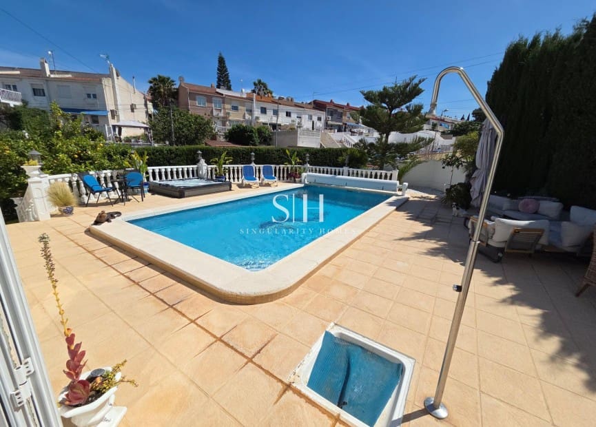 2 soveværelse Villa til salg i Los Balcones med swimmingpool garage - € 420.000 (Ref: 10048604)