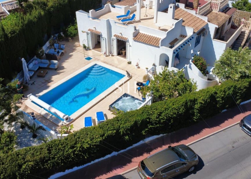 2 soveværelse Villa til salg i Los Balcones med swimmingpool garage - € 420.000 (Ref: 10048604)