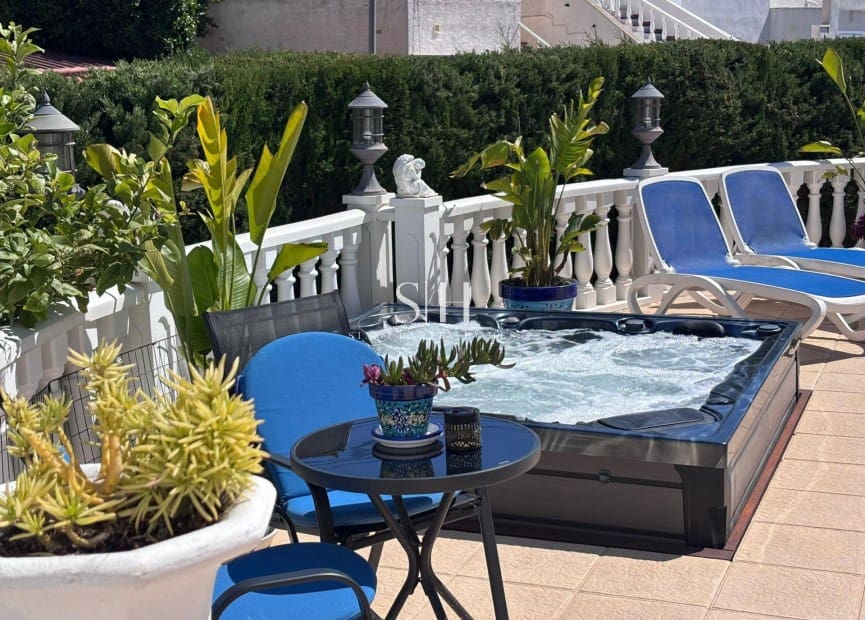 2 soveværelse Villa til salg i Los Balcones med swimmingpool garage - € 420.000 (Ref: 10048604)