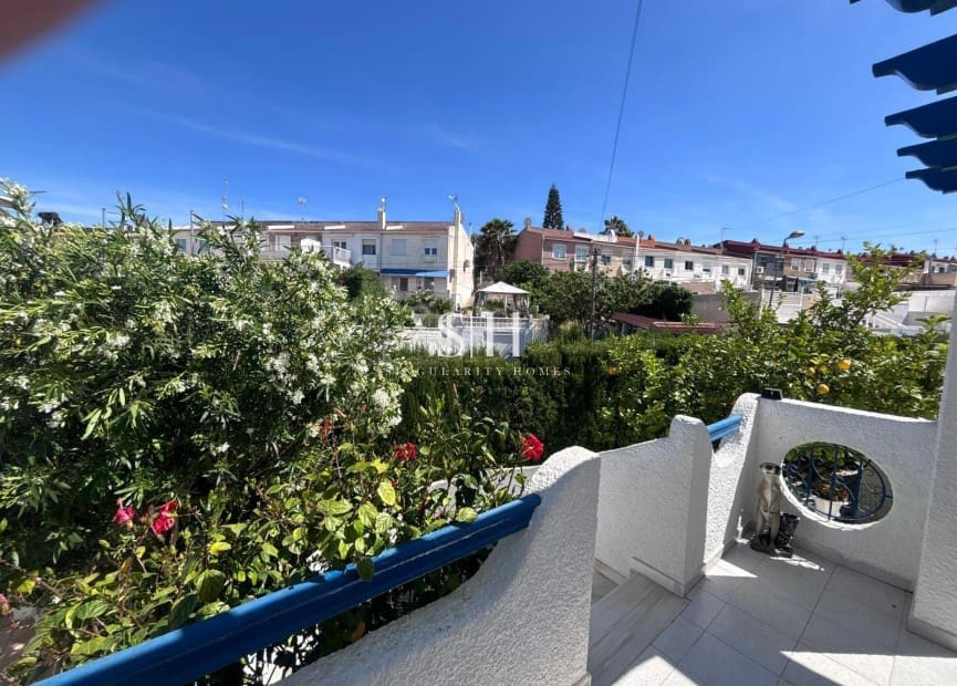 2 soveværelse Villa til salg i Los Balcones med swimmingpool garage - € 420.000 (Ref: 10048604)