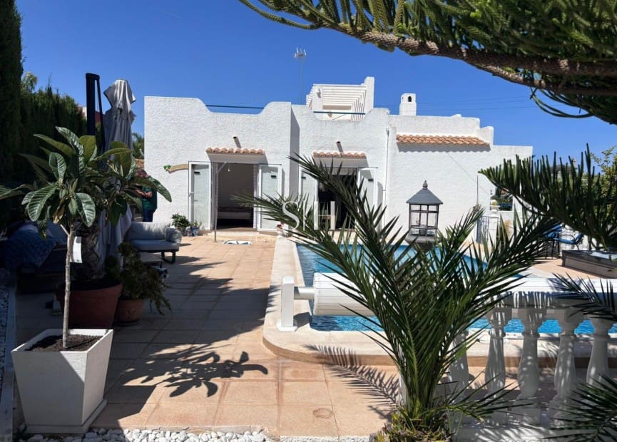 2 soveværelse Villa til salg i Los Balcones med swimmingpool garage - € 420.000 (Ref: 10048604)