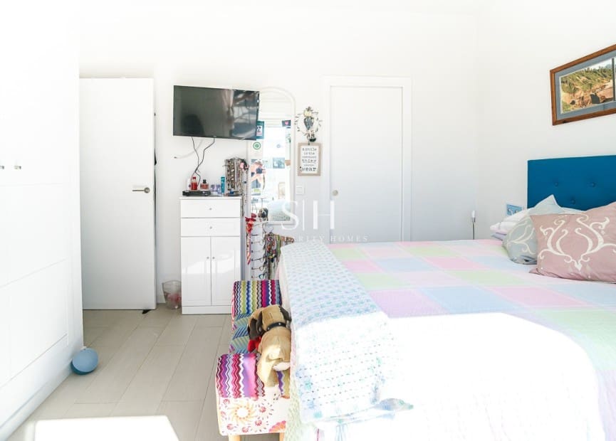3 bedroom Villa for sale in Pilar de la Horadada with pool - € 450,000 (Ref: 10048606)