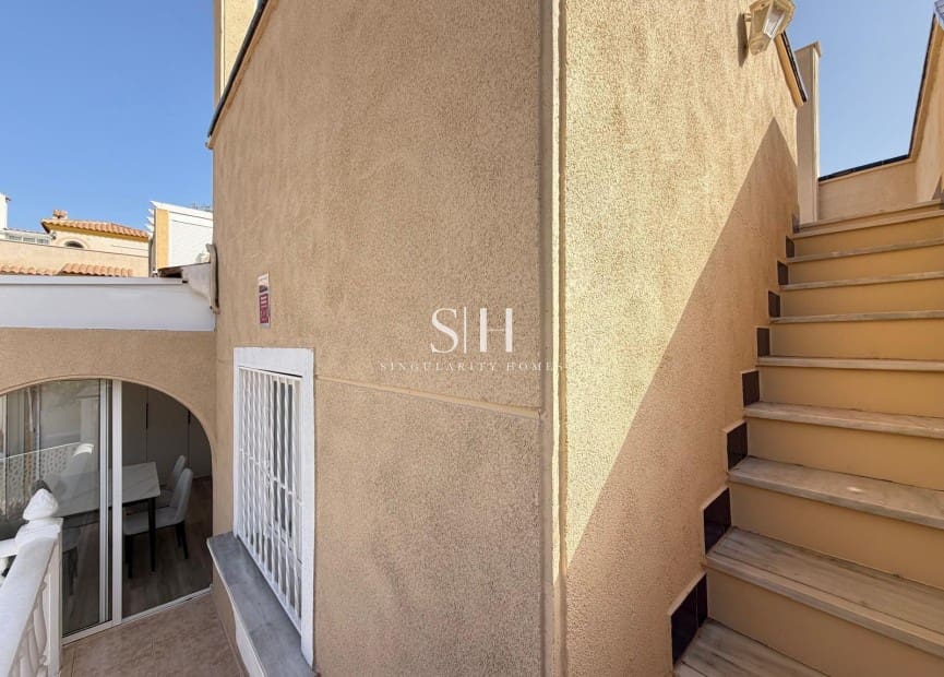 2 camera da letto Villetta a Schiera in vendita in Torrevieja con piscina garage - 249.900 € (Rif: 10048614)