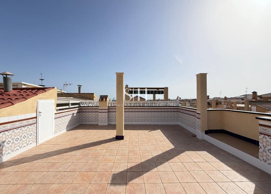2 camera da letto Villetta a Schiera in vendita in Torrevieja con piscina garage - 249.900 € (Rif: 10048614)