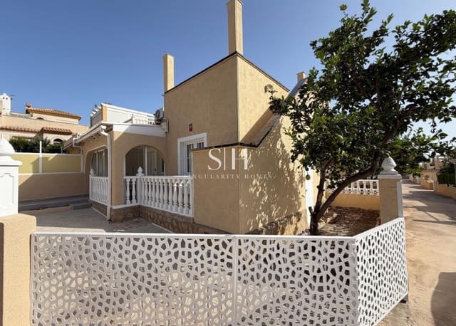 2 Zimmer Reihenhaus zu verkaufen in Miramar - Torre del Moro, Torrevieja mit Pool Garage - 249.900 € (Ref: 10048614)