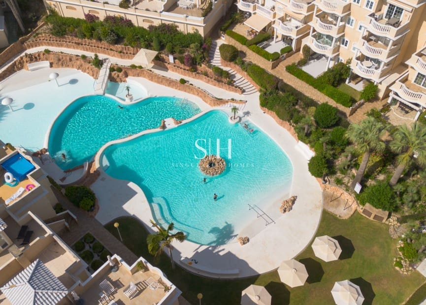 2 bedroom Apartment for sale in Guardamar del Segura with pool garage - € 329,000 (Ref: 10048615)