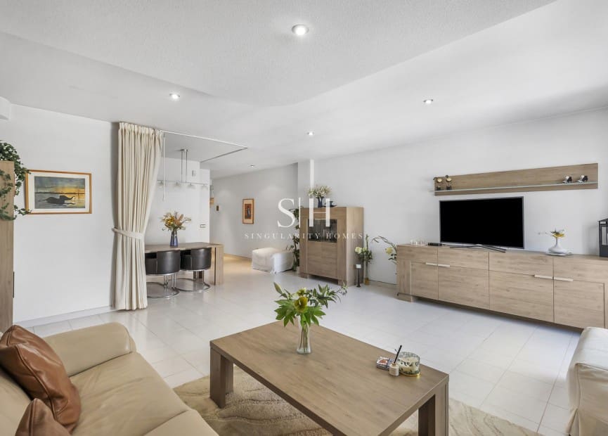2 bedroom Apartment for sale in Guardamar del Segura with pool garage - € 329,000 (Ref: 10048615)