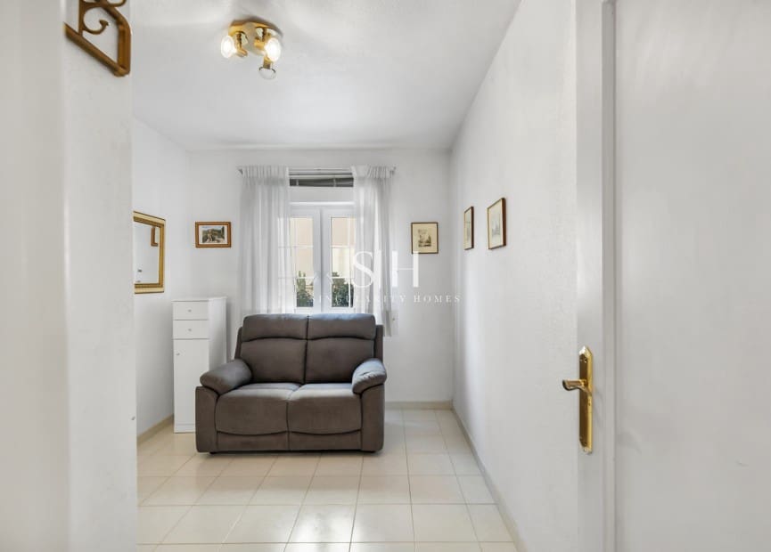 2 bedroom Apartment for sale in Guardamar del Segura with pool garage - € 329,000 (Ref: 10048615)