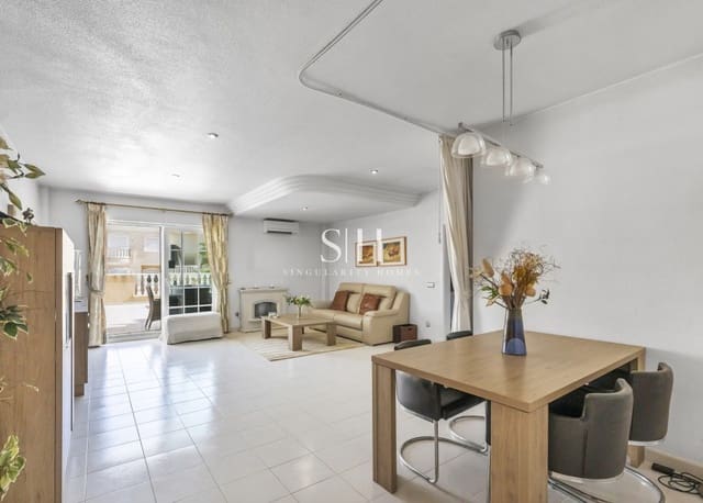 2 bedroom Apartment for sale in El Moncayo, Guardamar del Segura with pool garage - € 329,000 (Ref: 10048615)