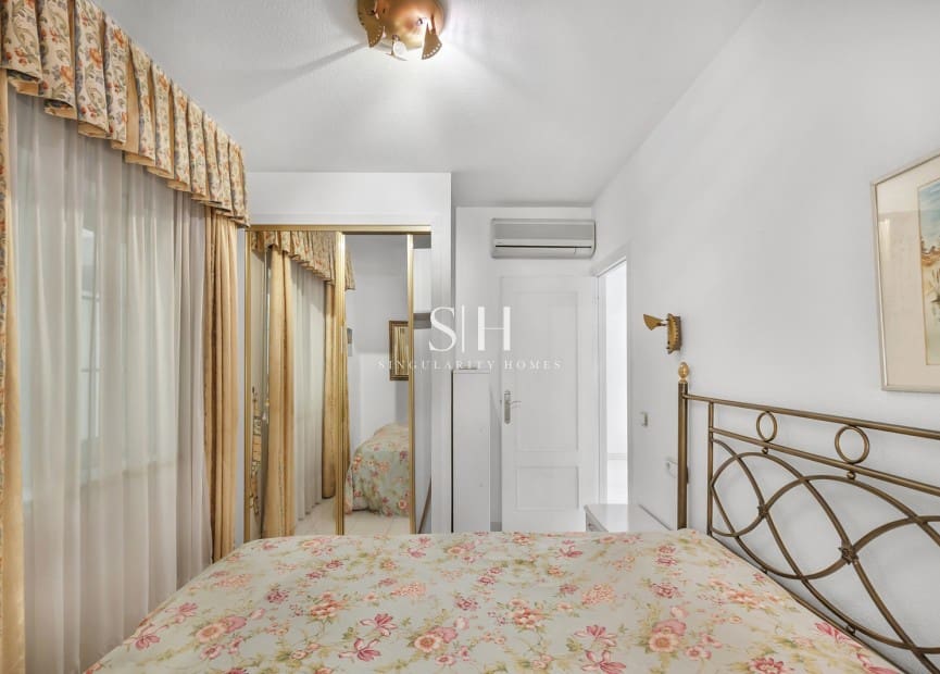 2 bedroom Apartment for sale in Guardamar del Segura with pool garage - € 329,000 (Ref: 10048615)