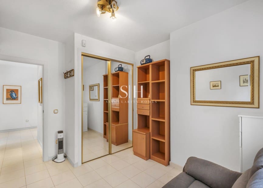 2 bedroom Apartment for sale in Guardamar del Segura with pool garage - € 329,000 (Ref: 10048615)