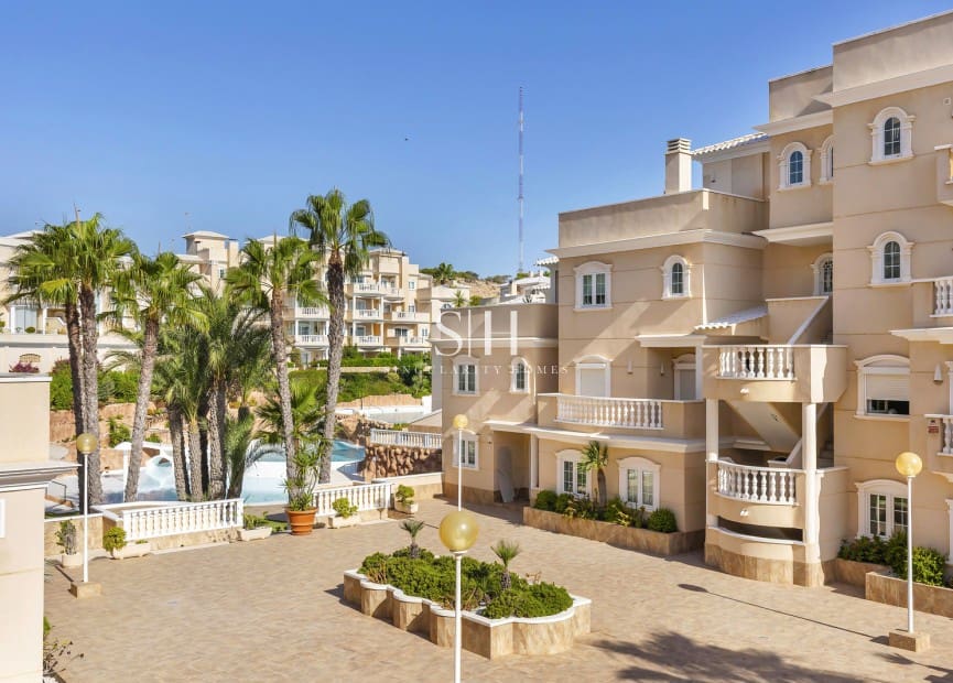 2 bedroom Apartment for sale in Guardamar del Segura with pool garage - € 329,000 (Ref: 10048615)