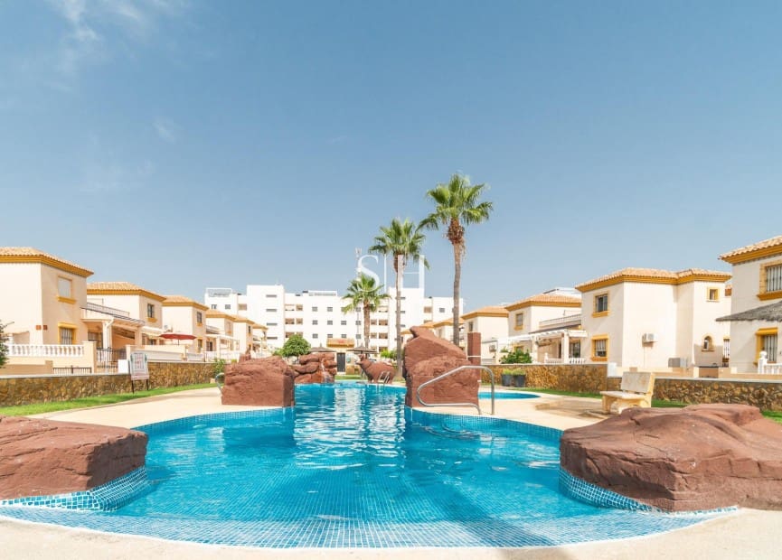 2 bedroom Apartment for sale in Los Dolses with pool garage - € 175,000 (Ref: 10048617)