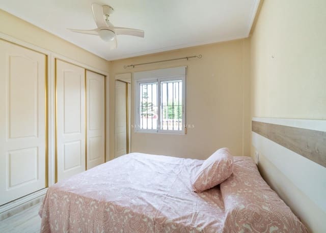 2 makuuhuone Huoneisto myytävänä paikassa Los Dolses, Orihuela mukana uima-altaan - 175 000 € (Ref: 10048617)