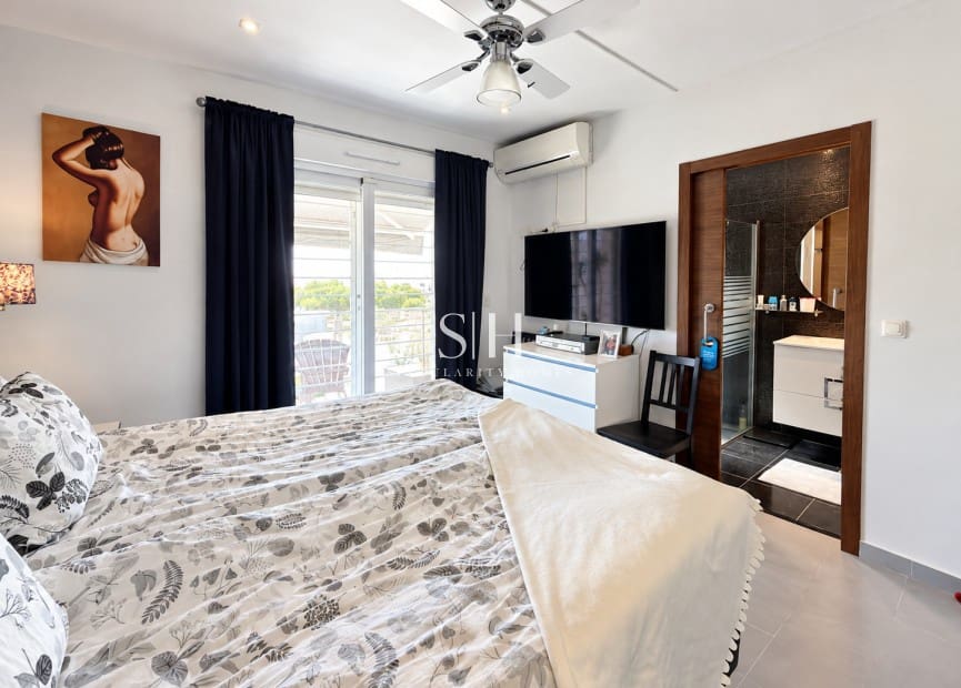 2 bedroom Townhouse for sale in Aguas Nuevas with pool - € 295,000 (Ref: 10060956)