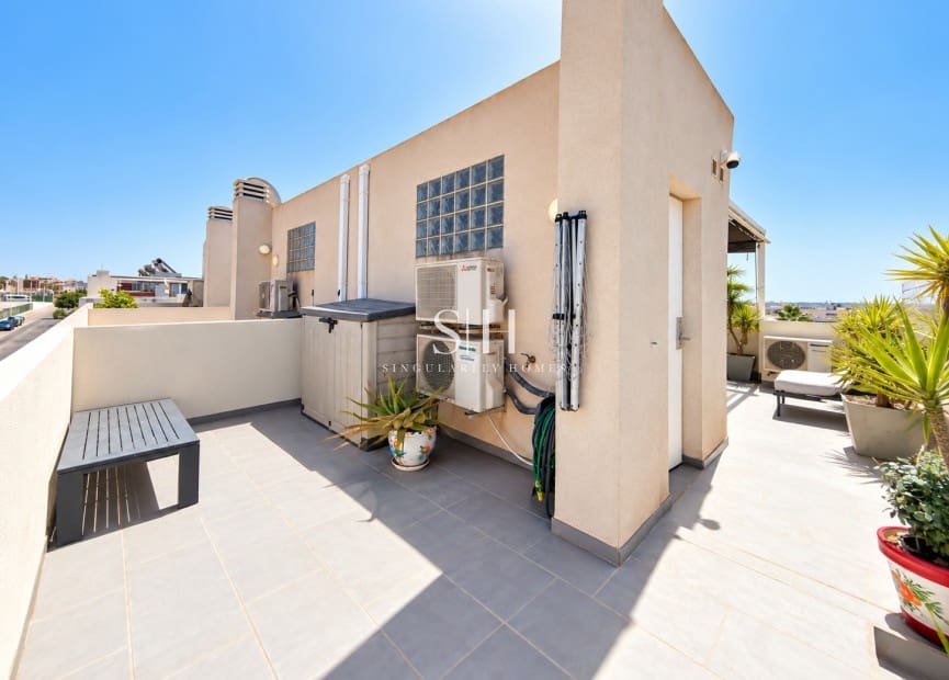 2 bedroom Townhouse for sale in Aguas Nuevas with pool - € 295,000 (Ref: 10060956)