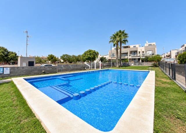 2 makuuhuone Omakotitalo myytävänä paikassa Aguas Nuevas, Torrevieja mukana uima-altaan - 295 000 € (Ref: 10060956)