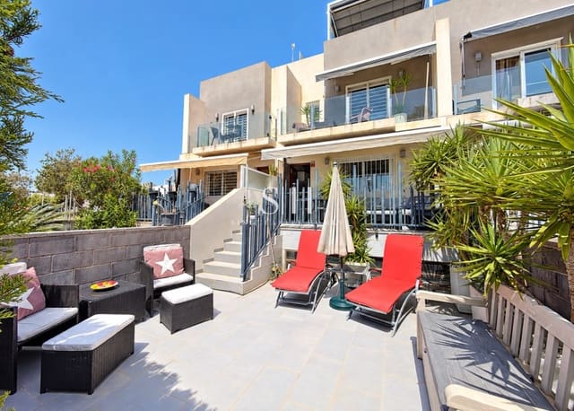 2 makuuhuone Omakotitalo myytävänä paikassa Aguas Nuevas, Torrevieja mukana uima-altaan - 295 000 € (Ref: 10060956)