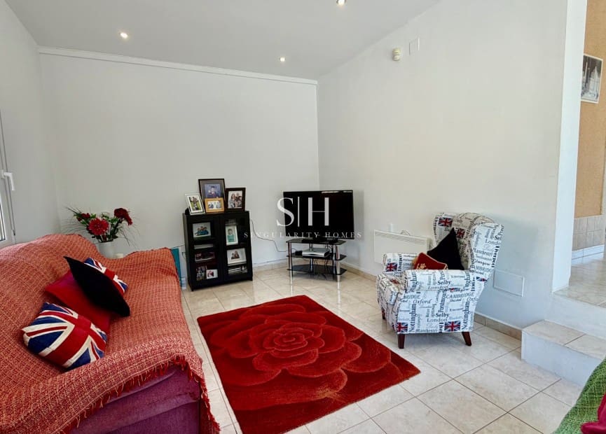 4 Zimmer Villa zu verkaufen in Dona Pepa mit Pool - 575.000 € (Ref: 10062508)